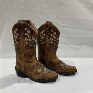 Shyanne Cream Cowboy Boots